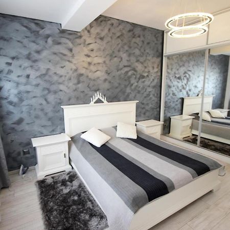 Apartament Diana Тиргу-Муреш Екстер'єр фото